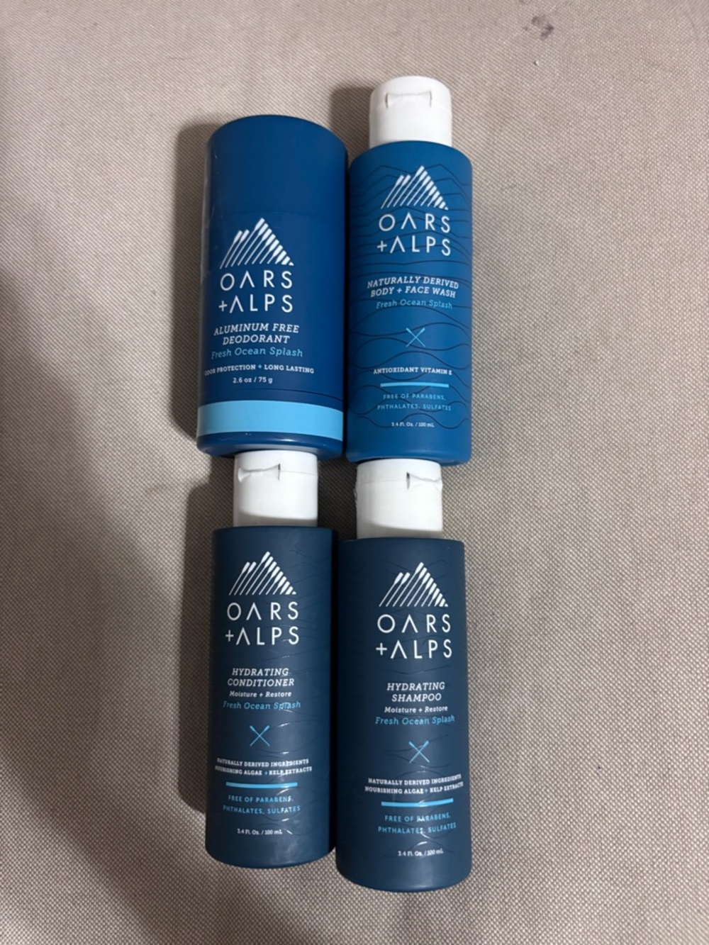 Oars + Alps Men’s Grooming Set - Blue